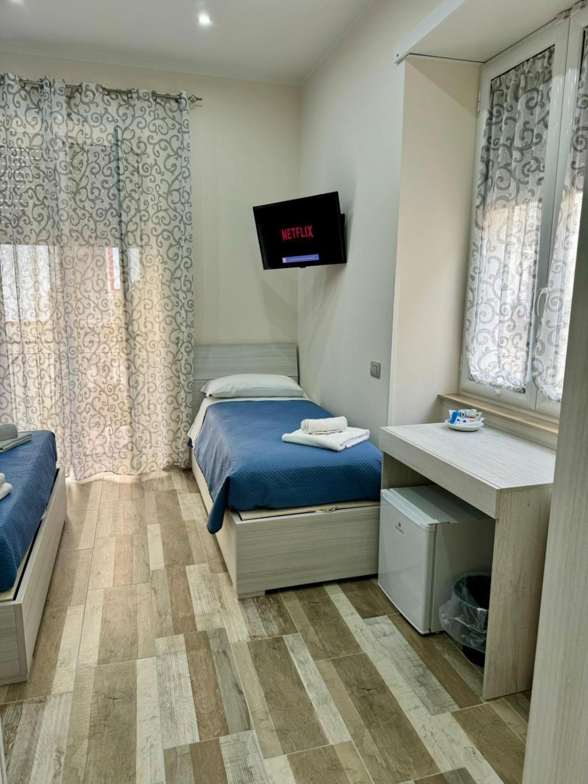 Punto House Ferrovia 호텔 나폴리 외부 사진