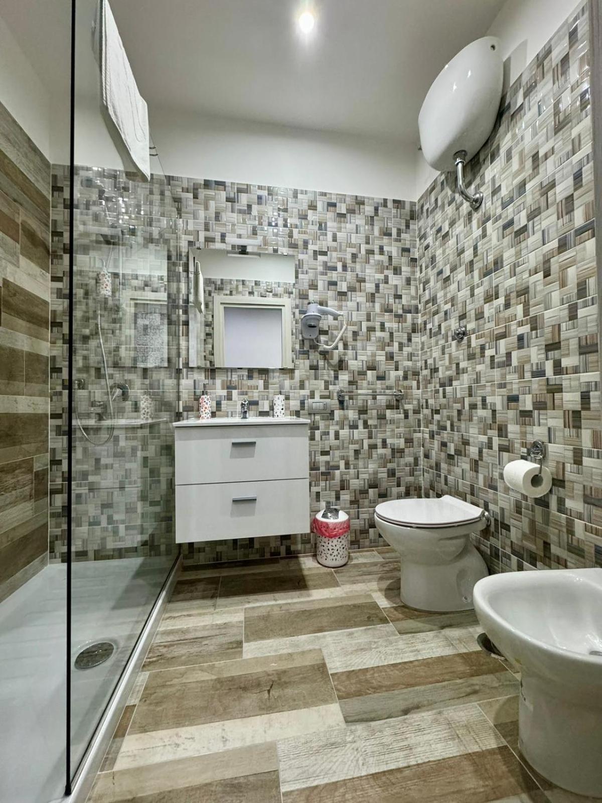 Punto House Ferrovia 호텔 나폴리 외부 사진